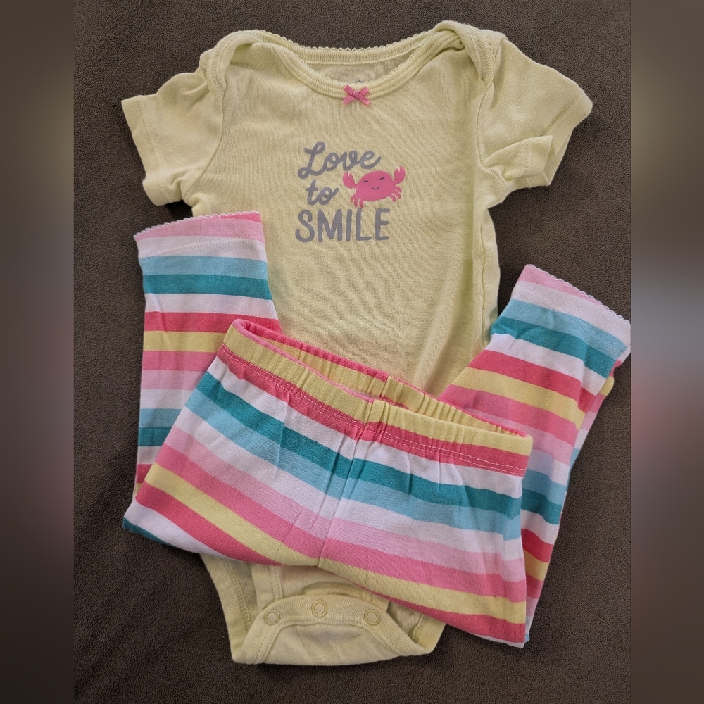 4 for 25🔥 EUC Carter's Baby Onesie & Pants Set (6M)